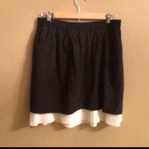 Bcbgmaxazria black skirt large